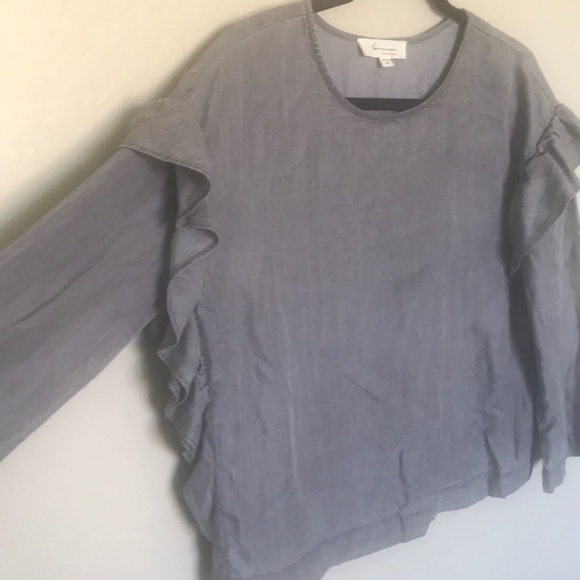 Vince Camuto Ruffle Blouse - Picture 6 of 8